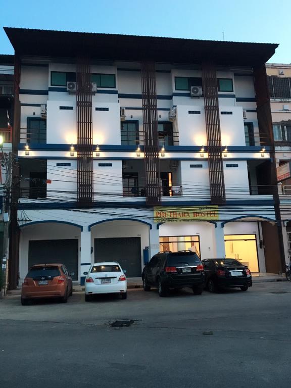 Phuthara Hostel Phuket Exterior foto